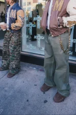 DICE GAME WALLET CHAIN (BRASS)